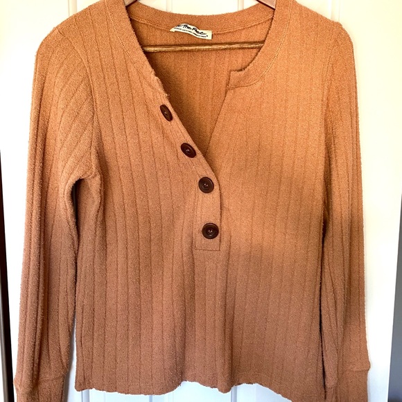 Free People Burnt Orange Oliver Henley Top - Picture 5 of 6